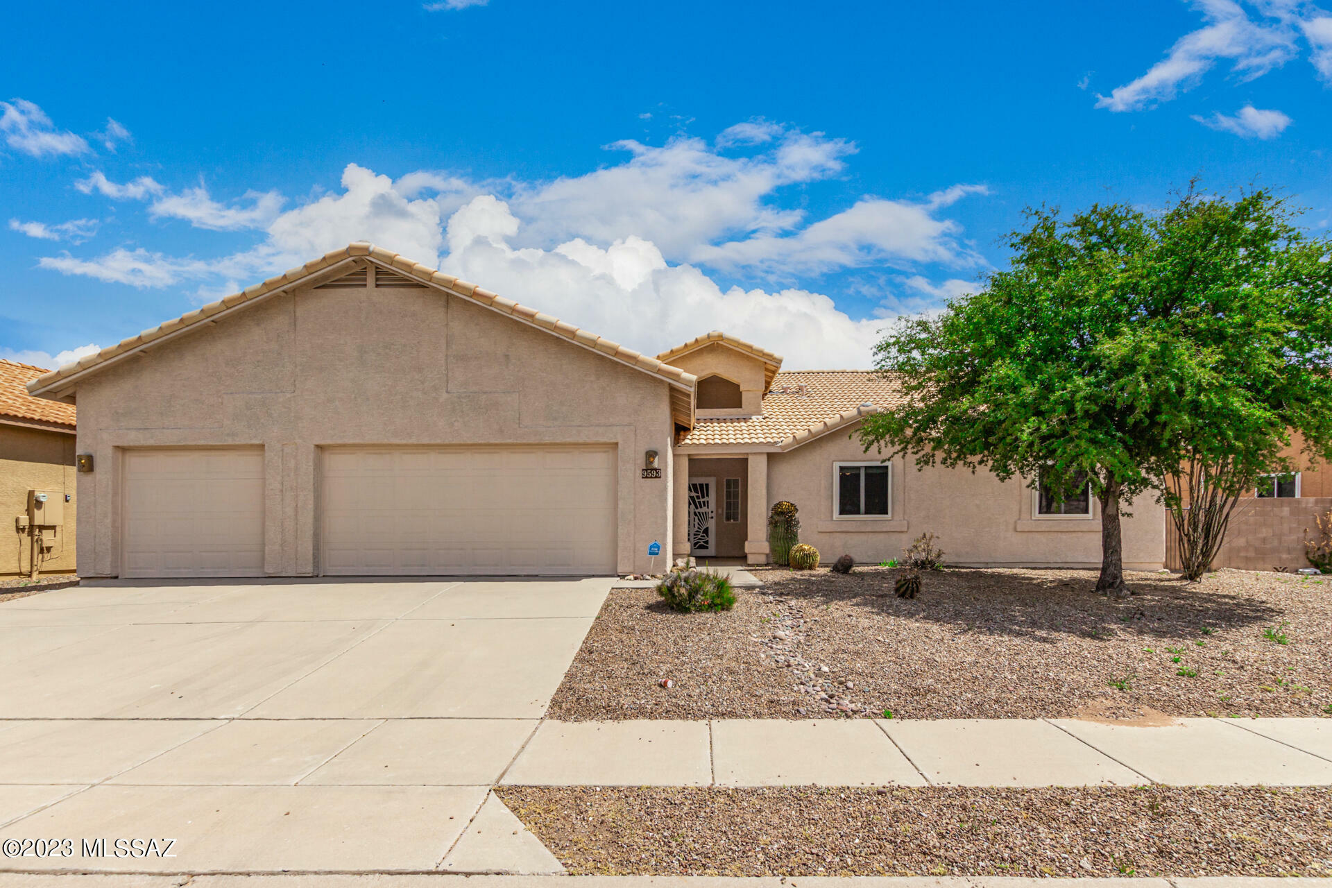 Property Photo:  9593 E Paseo Juan Tabo  AZ 85747 