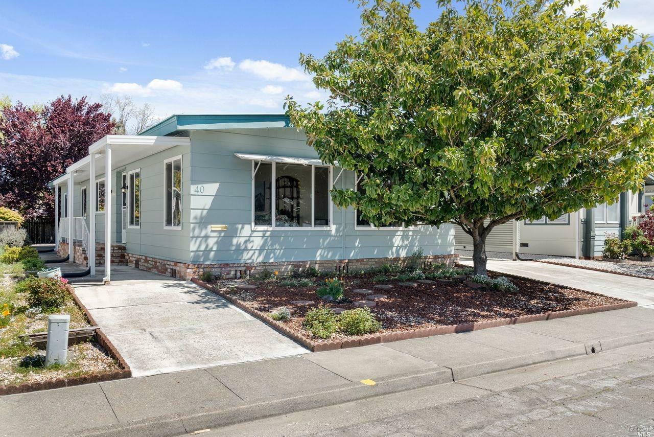 Property Photo:  40 Westgate Circle  CA 95401 