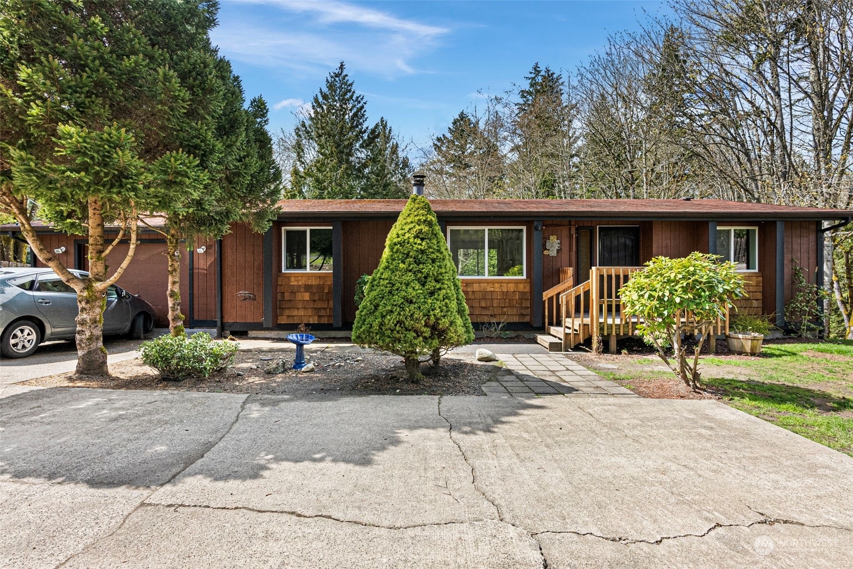 Property Photo:  5516 Harlow Drive  WA 98312 