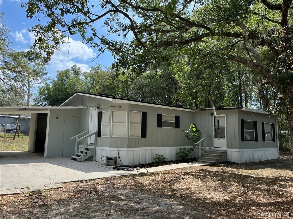 Property Photo:  2628 E Earth Street  FL 34453 