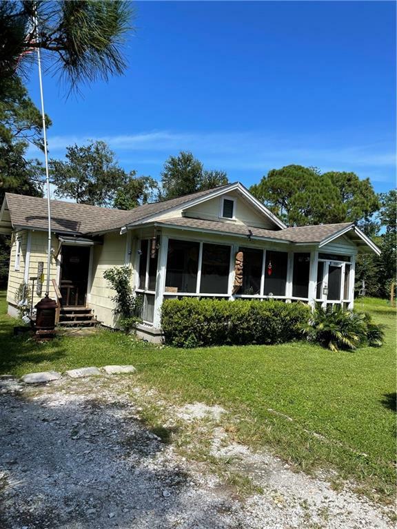 Property Photo:  745 Kenneth Court  FL 32034 