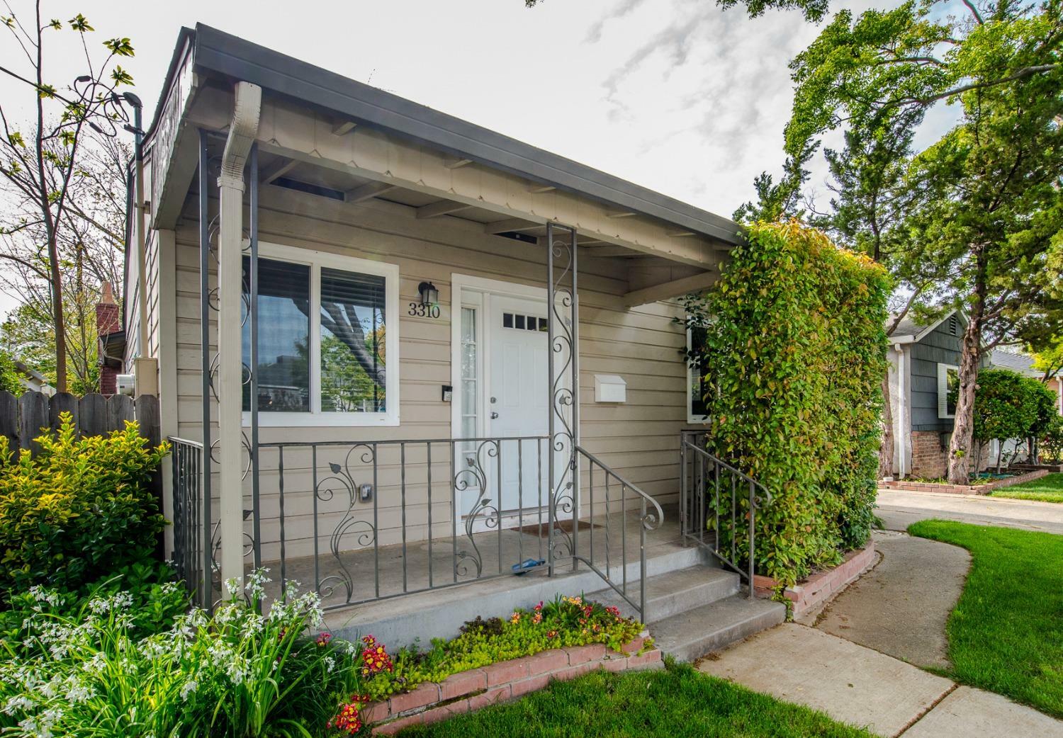 Property Photo:  3310 62nd Street  CA 95820 