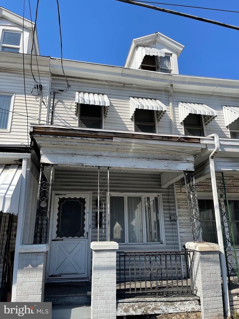 Property Photo: 326 W Main Street PA 17935