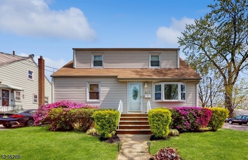 Property Photo:  847 Dennis Pl  NJ 07036 