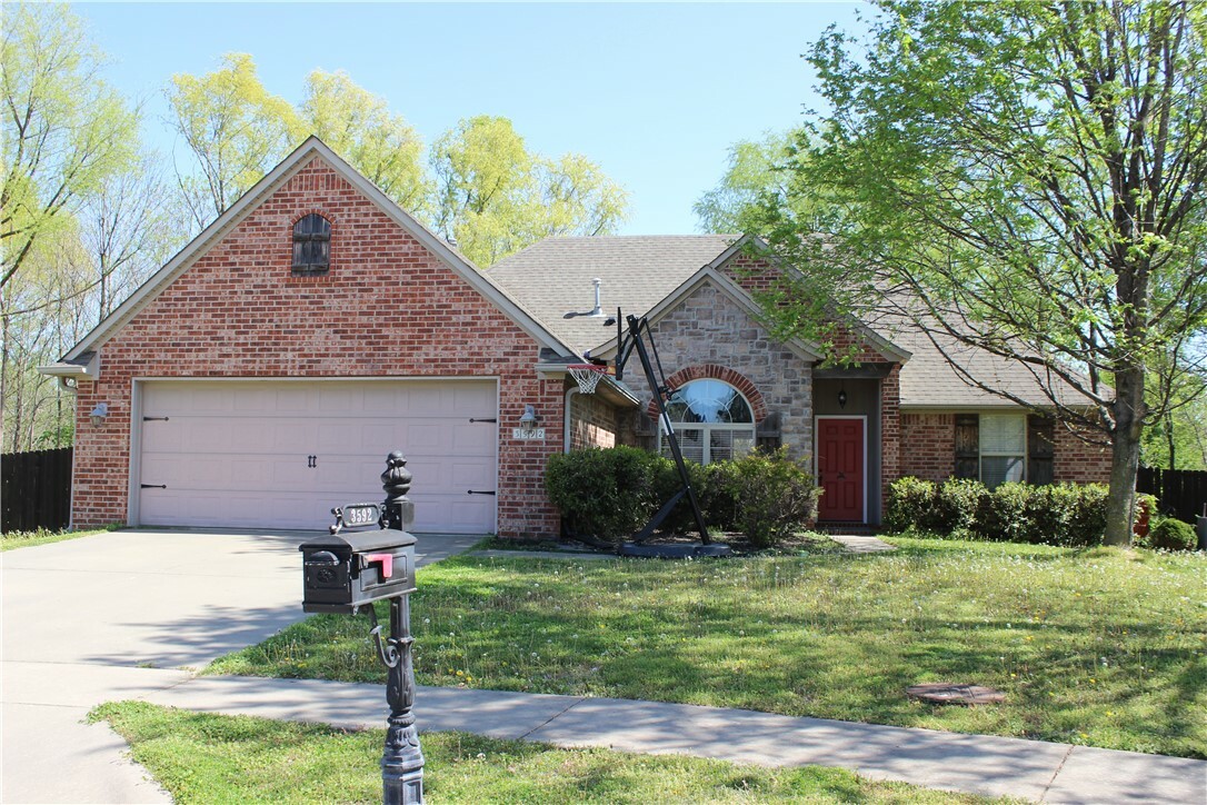 Property Photo:  3592 W Donnington Drive  AR 72704 