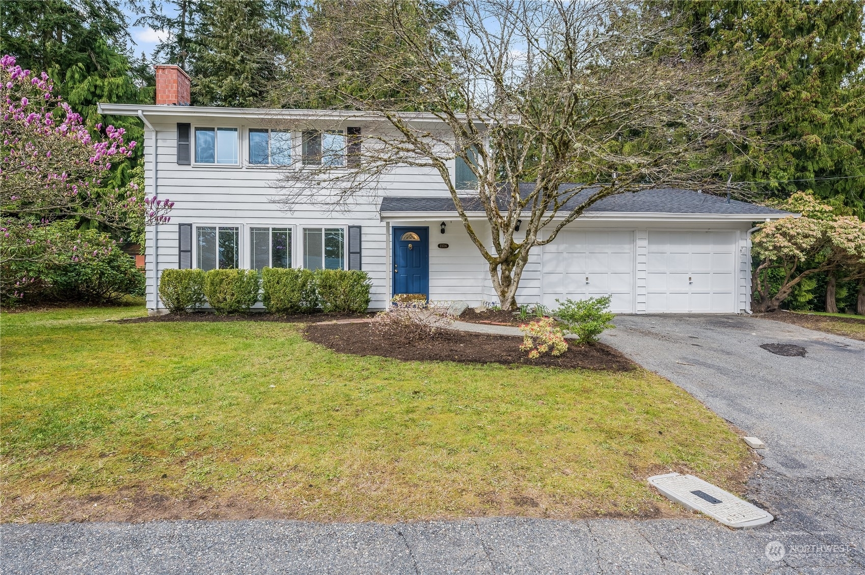 Property Photo:  23716  91st Place W  WA 98026 