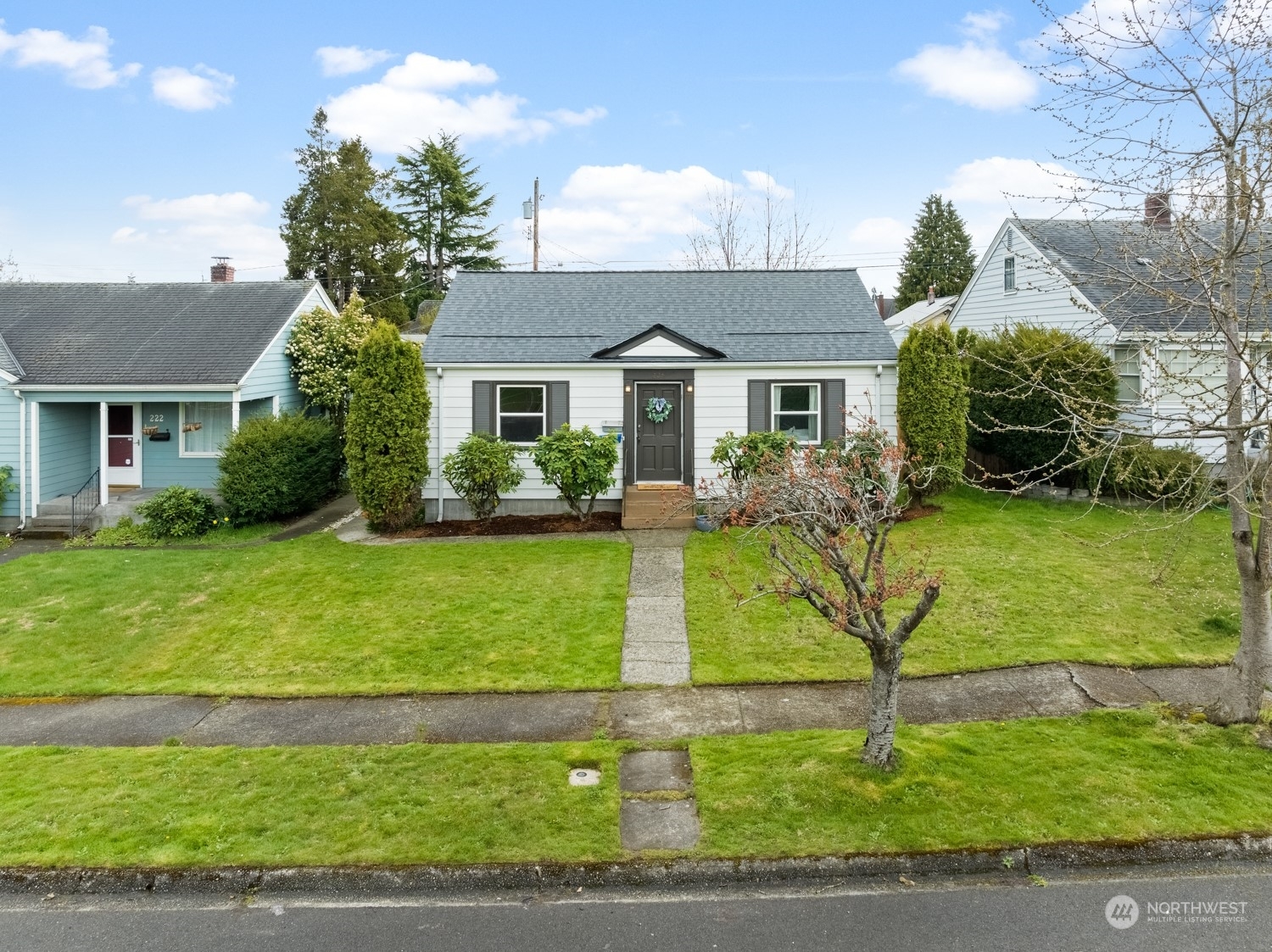 Property Photo: 226 S 52nd Street WA 98408