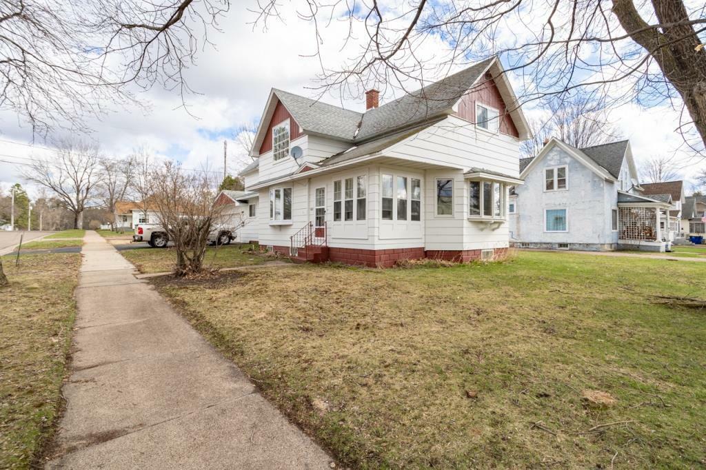 Property Photo:  501 Douglas Street  WI 54452 