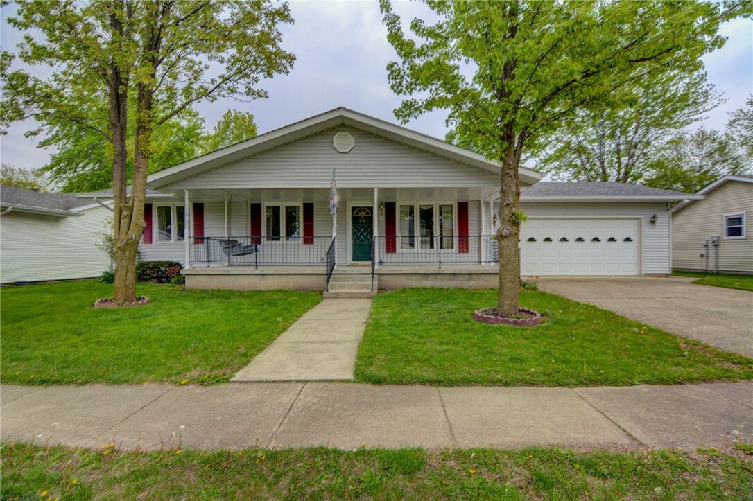 332 Rolling Green Drive  Mt. Zion IL 62549 photo