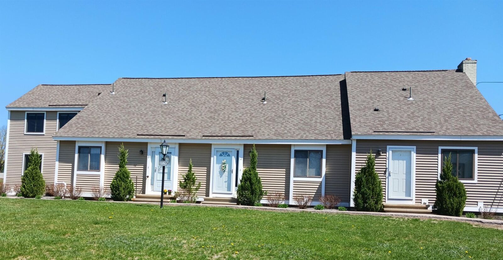 Property Photo:  19 Boyd Road 2  NH 03053 