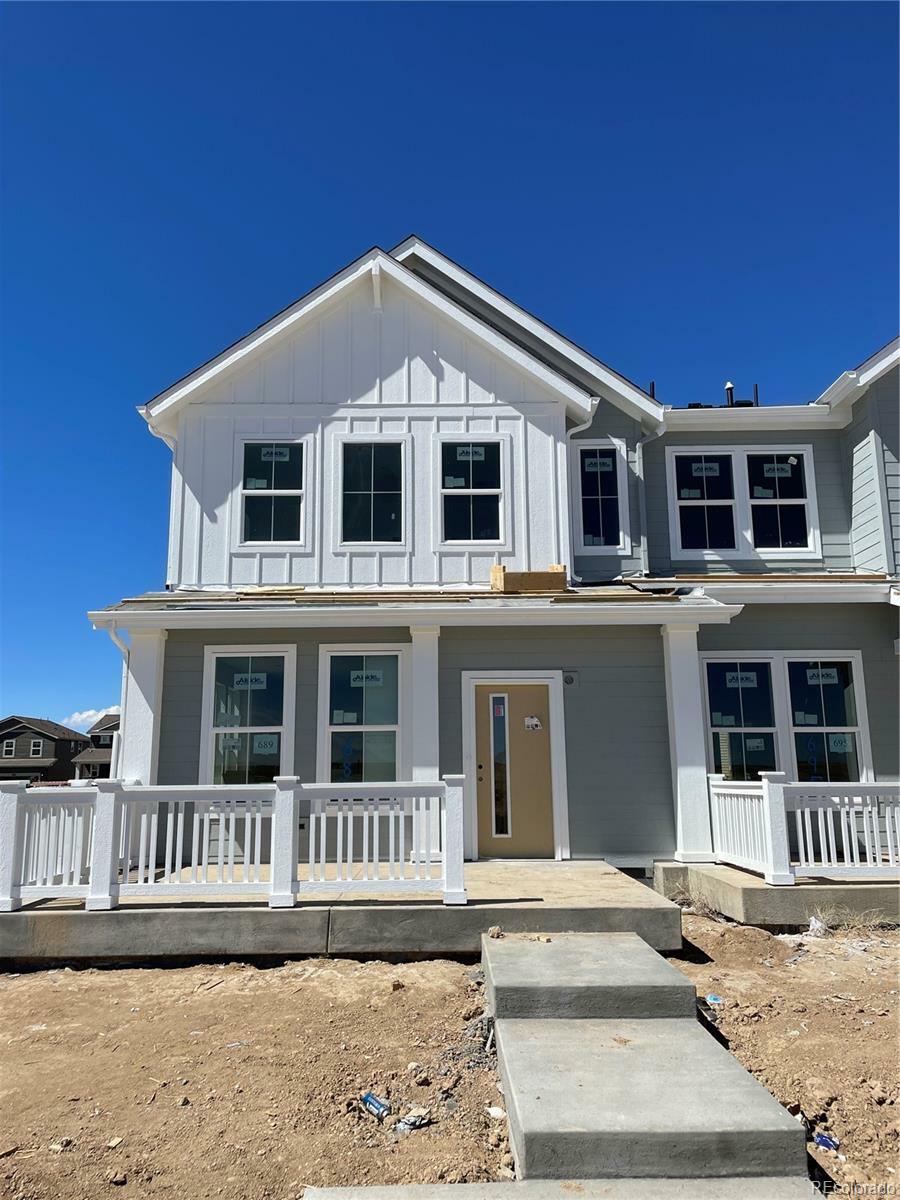 Property Photo:  689 N Bently Street  CO 80137 