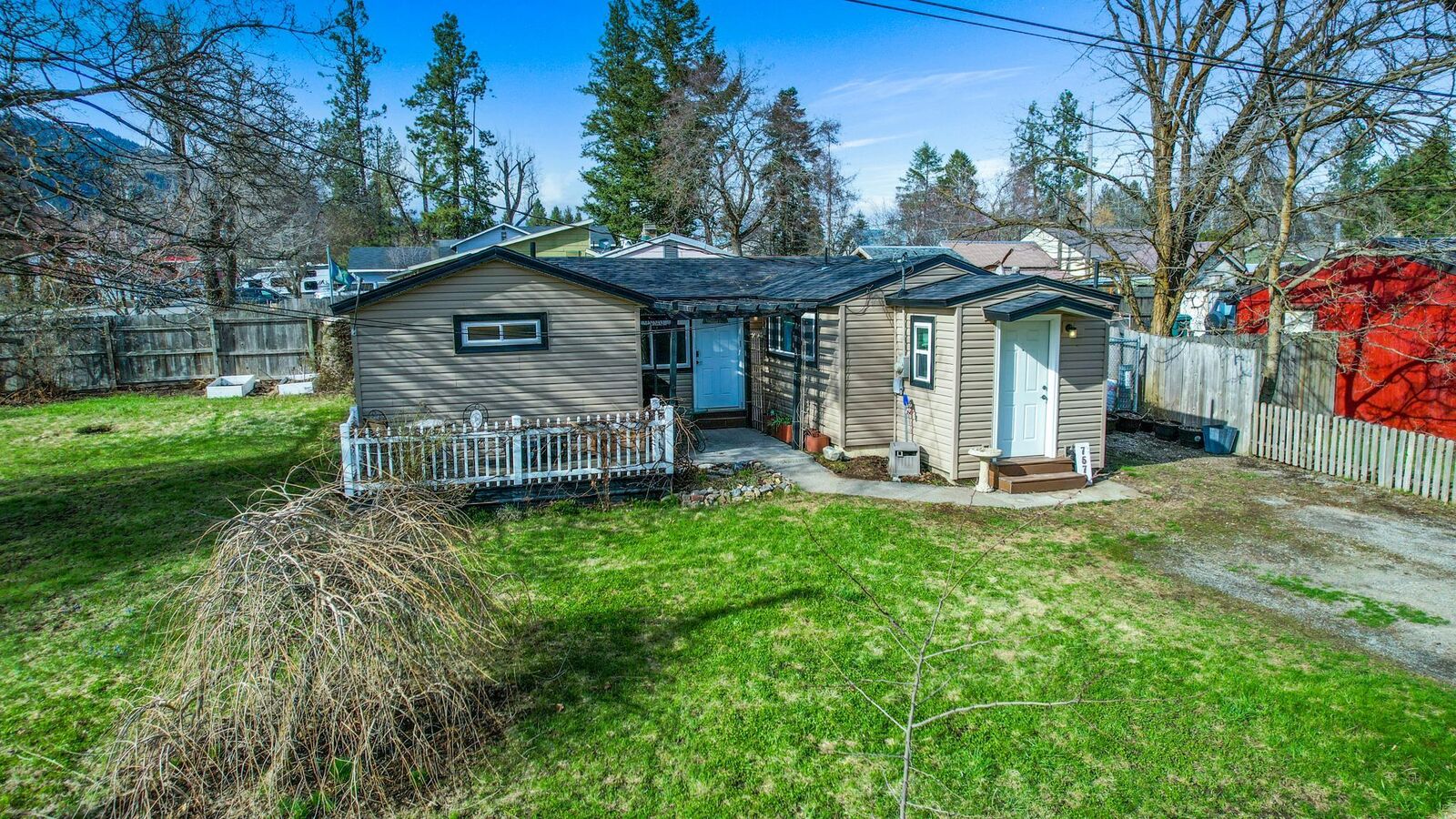 Property Photo:  7579 W Division St  ID 83858 