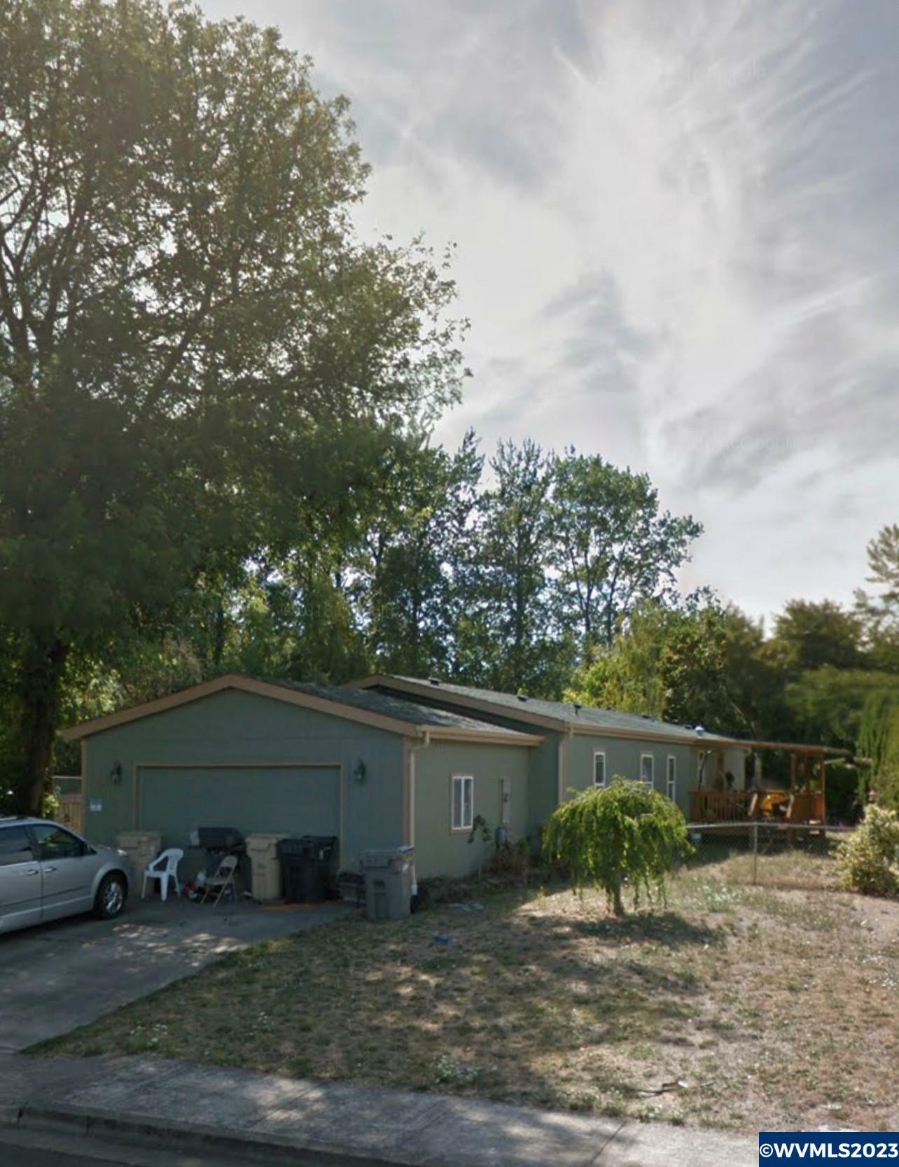 Property Photo:  1997 SE Virginia Dr  OR 97338 