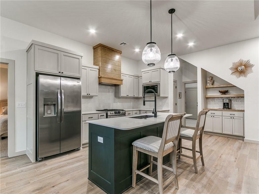Property Photo: 2301 El Cajon Street OK 73034
