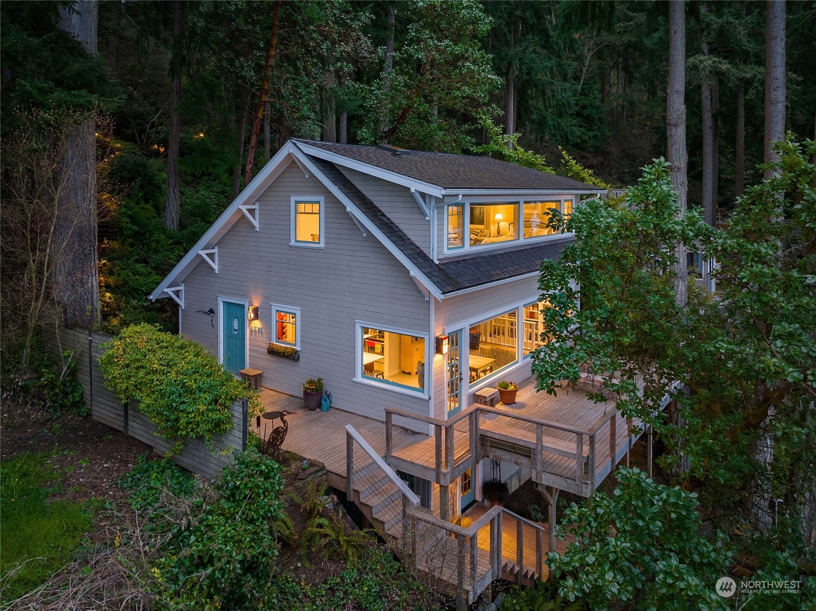 8471 Hansen Road NE  Bainbridge Island WA 98110 photo