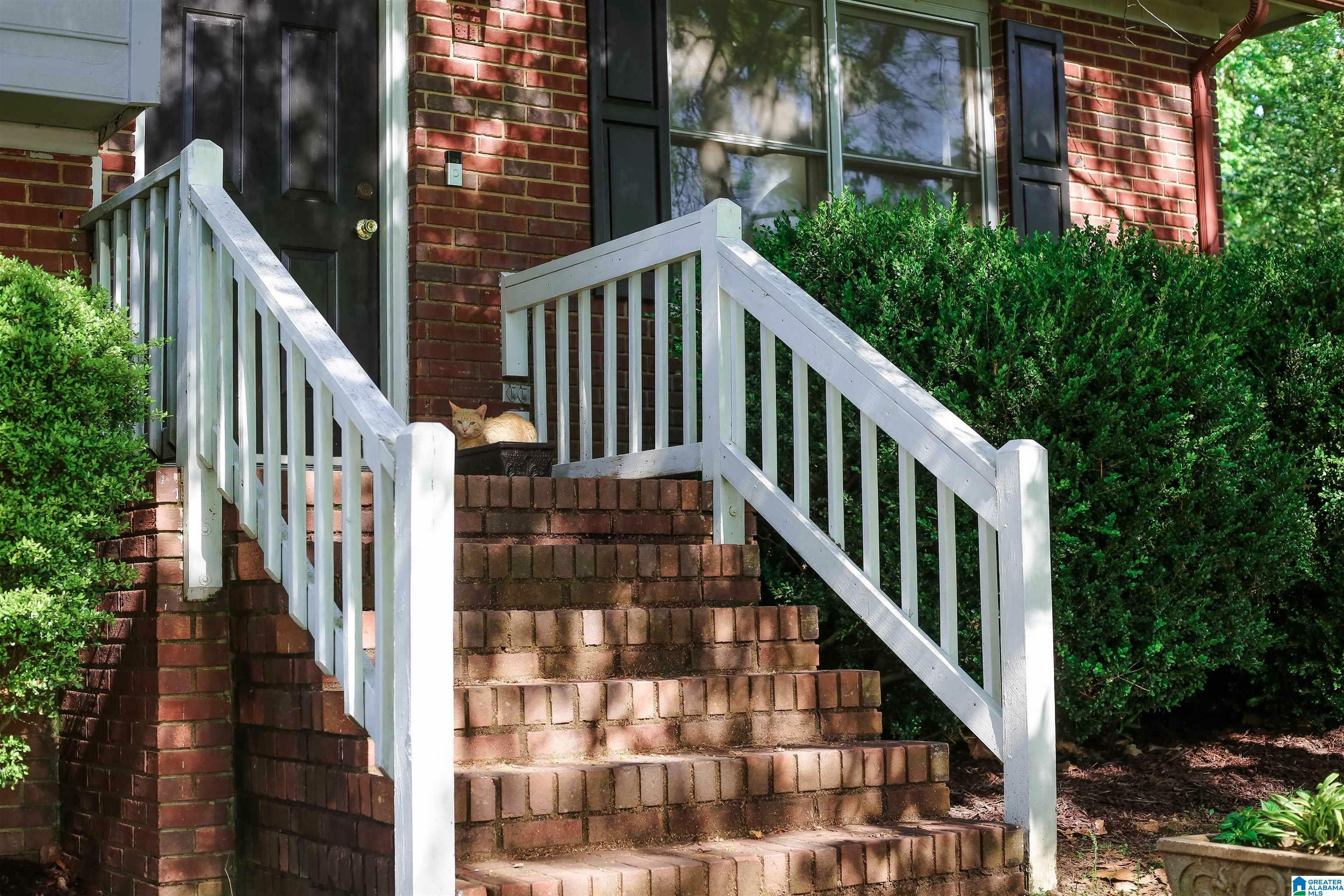 Property Photo: 3618 Valleyview Drive AL 36203