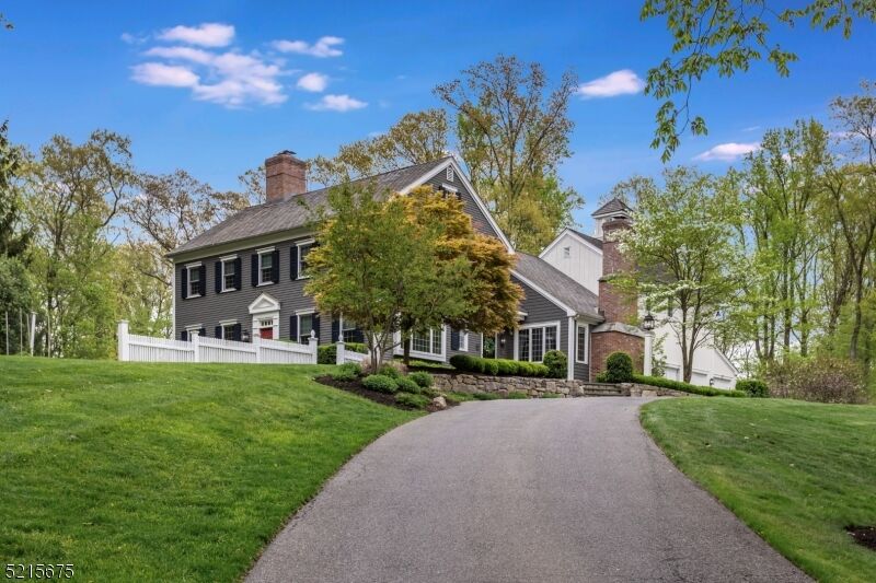 Property Photo:  7 Red Oak Row  NJ 07930 