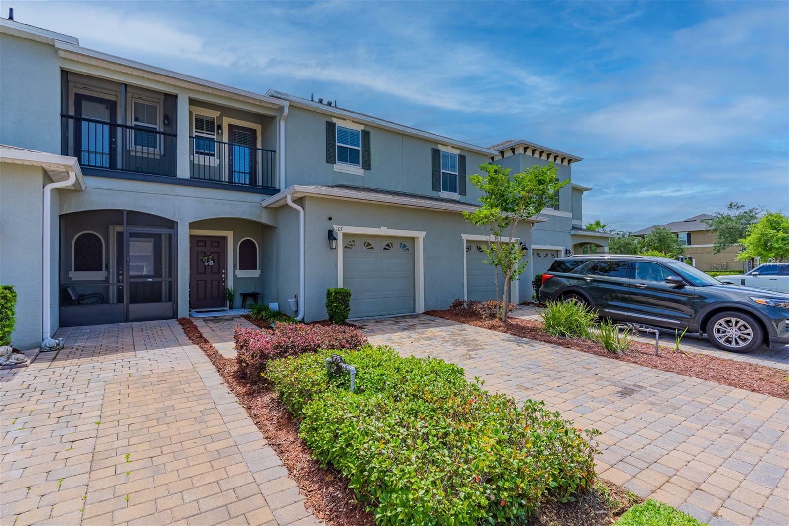 Property Photo:  107 Wentworth Grande Drive  FL 32124 