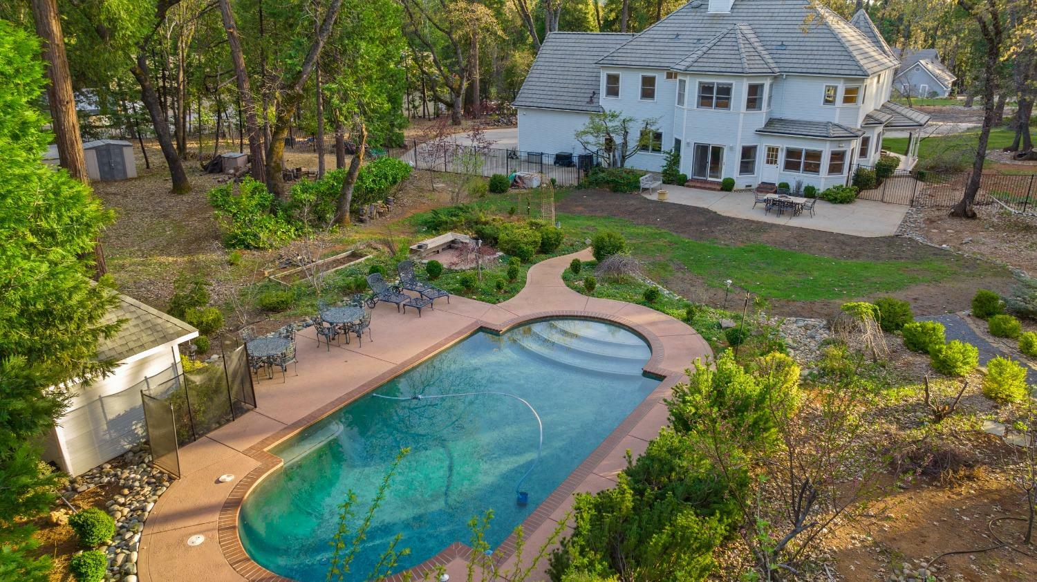 Property Photo: 13016 Somerset Drive CA 95945