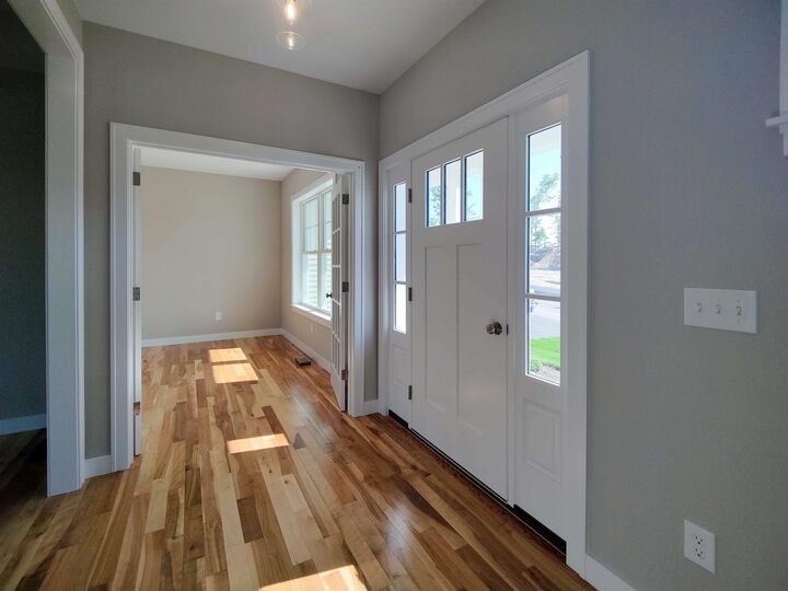 Property Photo:  11 Cliffside Drive  NH 03032 