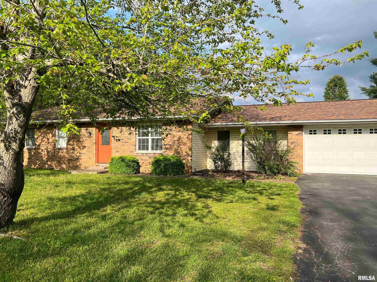Property Photo: 138 Maes Road IL 62966