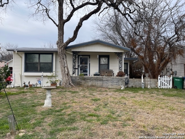 Property Photo:  407 Cravens Ave  TX 78223 