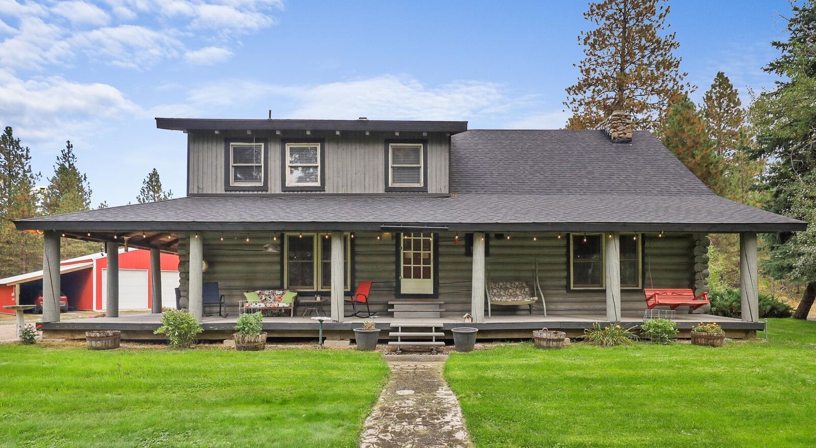 Property Photo:  31515 N Cedar Rd  WA 99006 