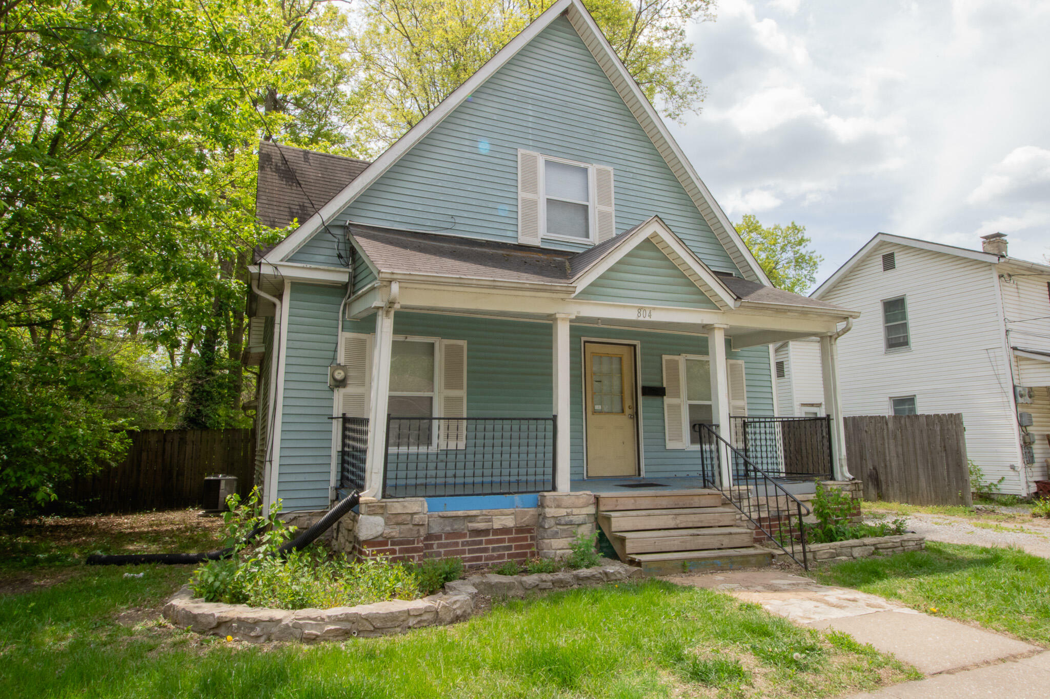 Property Photo:  804 Wilkes Blvd  MO 65201 