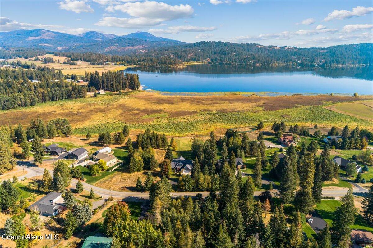 Property Photo: 12804 N Hauser Lake Rd ID 83854