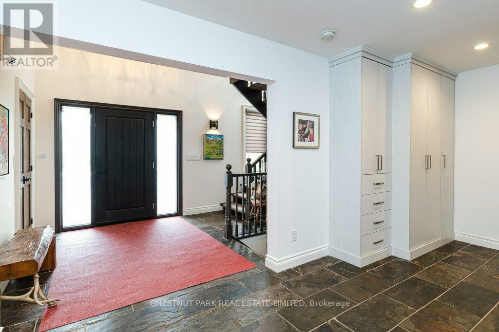 Property Photo:  124 Aspen Way  ON L9Y0S8 