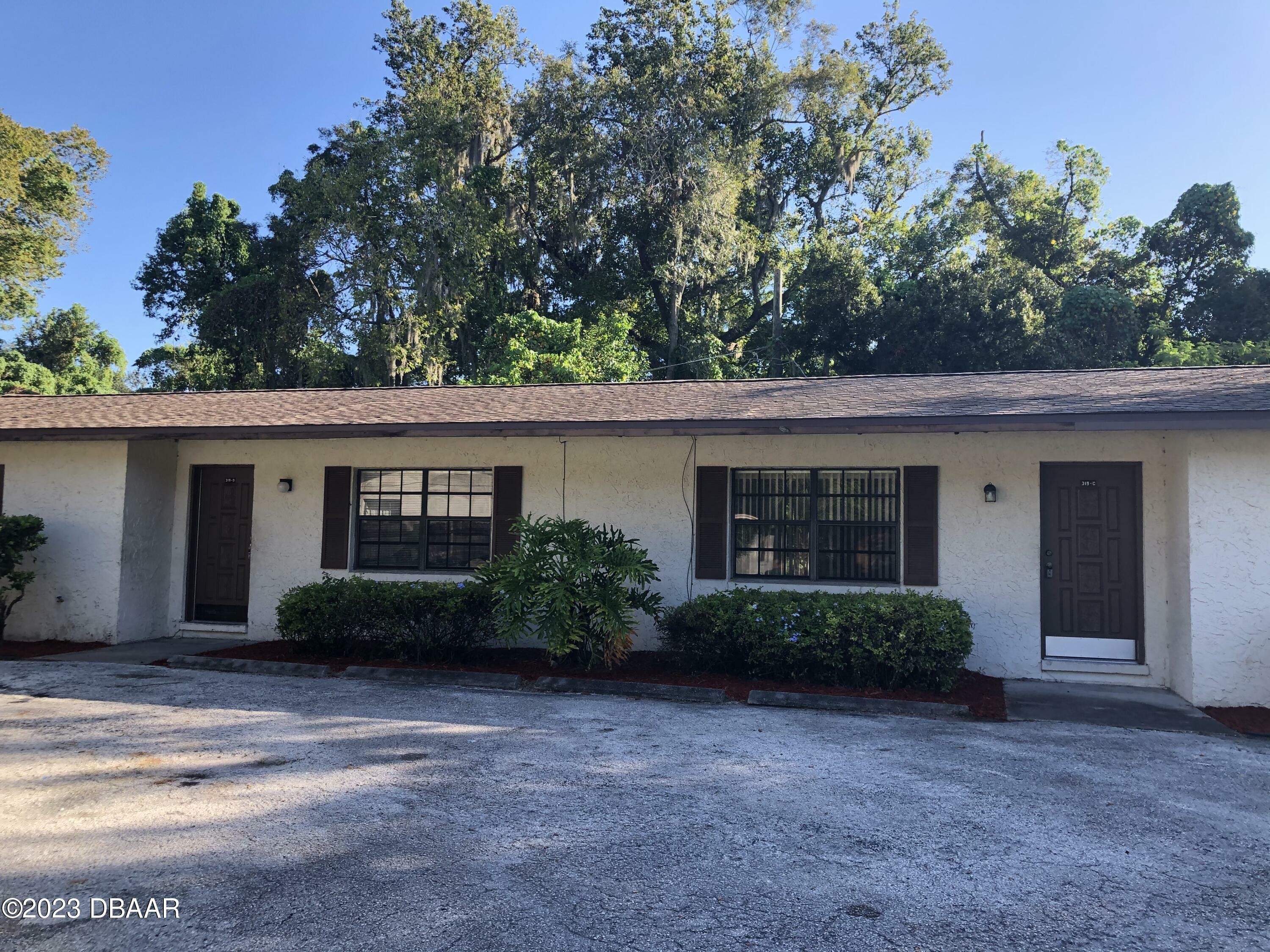 Property Photo:  319 Cavanah Drive  FL 32117 