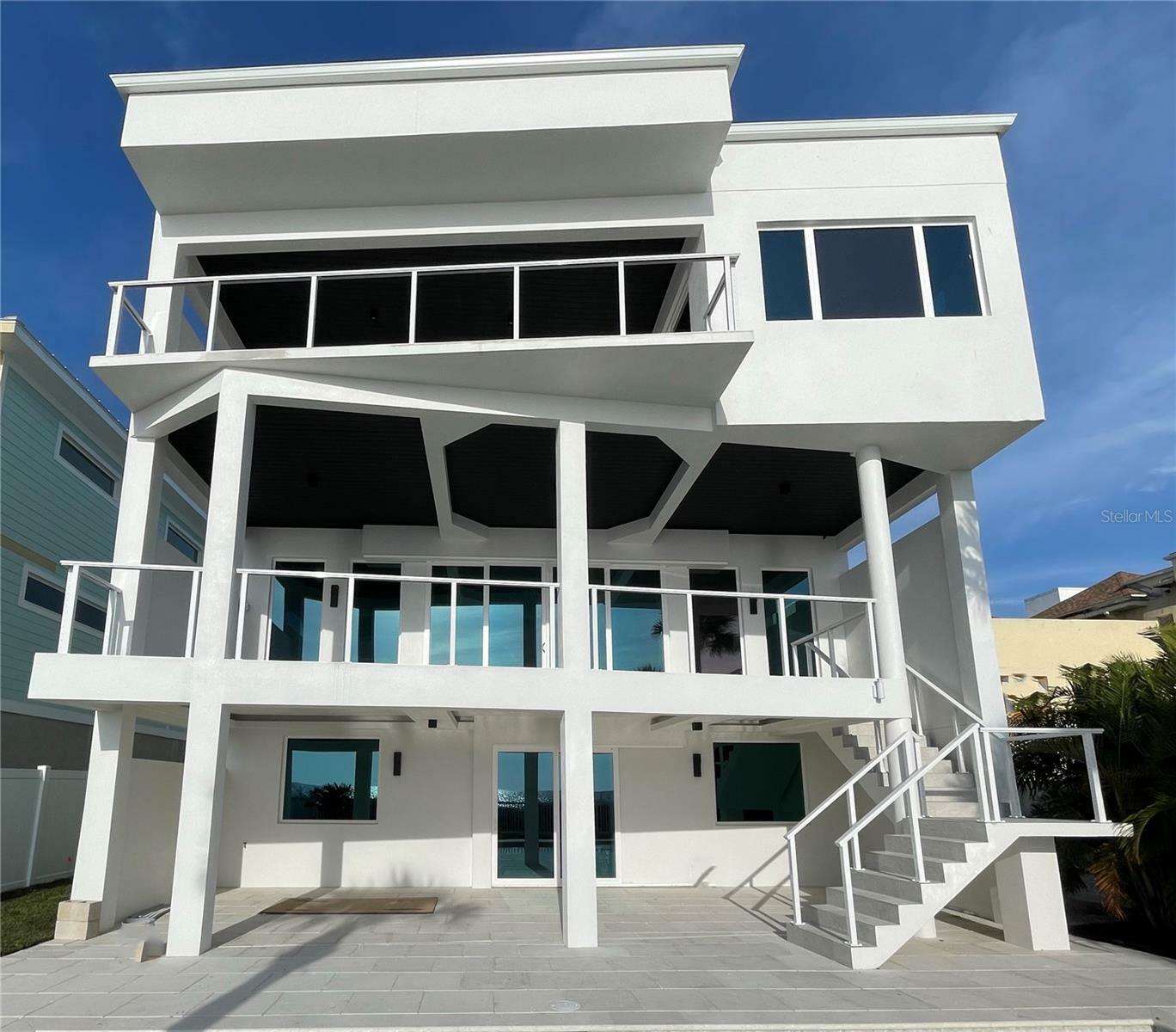 Property Photo: 32 Gulf Boulevard FL 33785