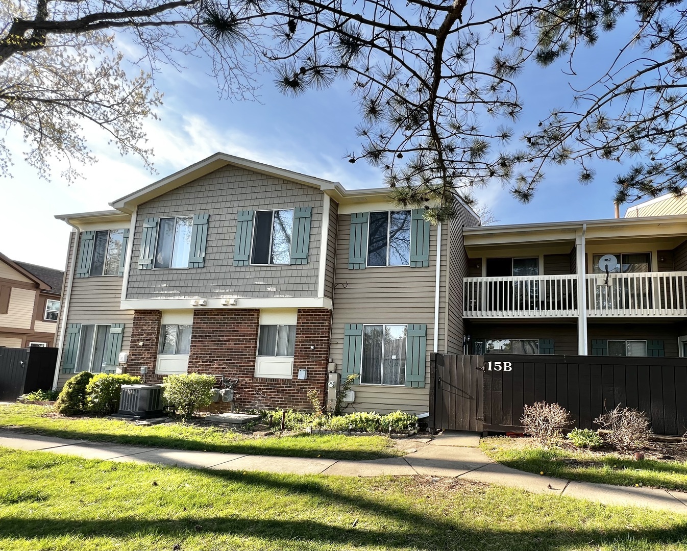 Property Photo: 15 B Fernwood Drive IL 60440