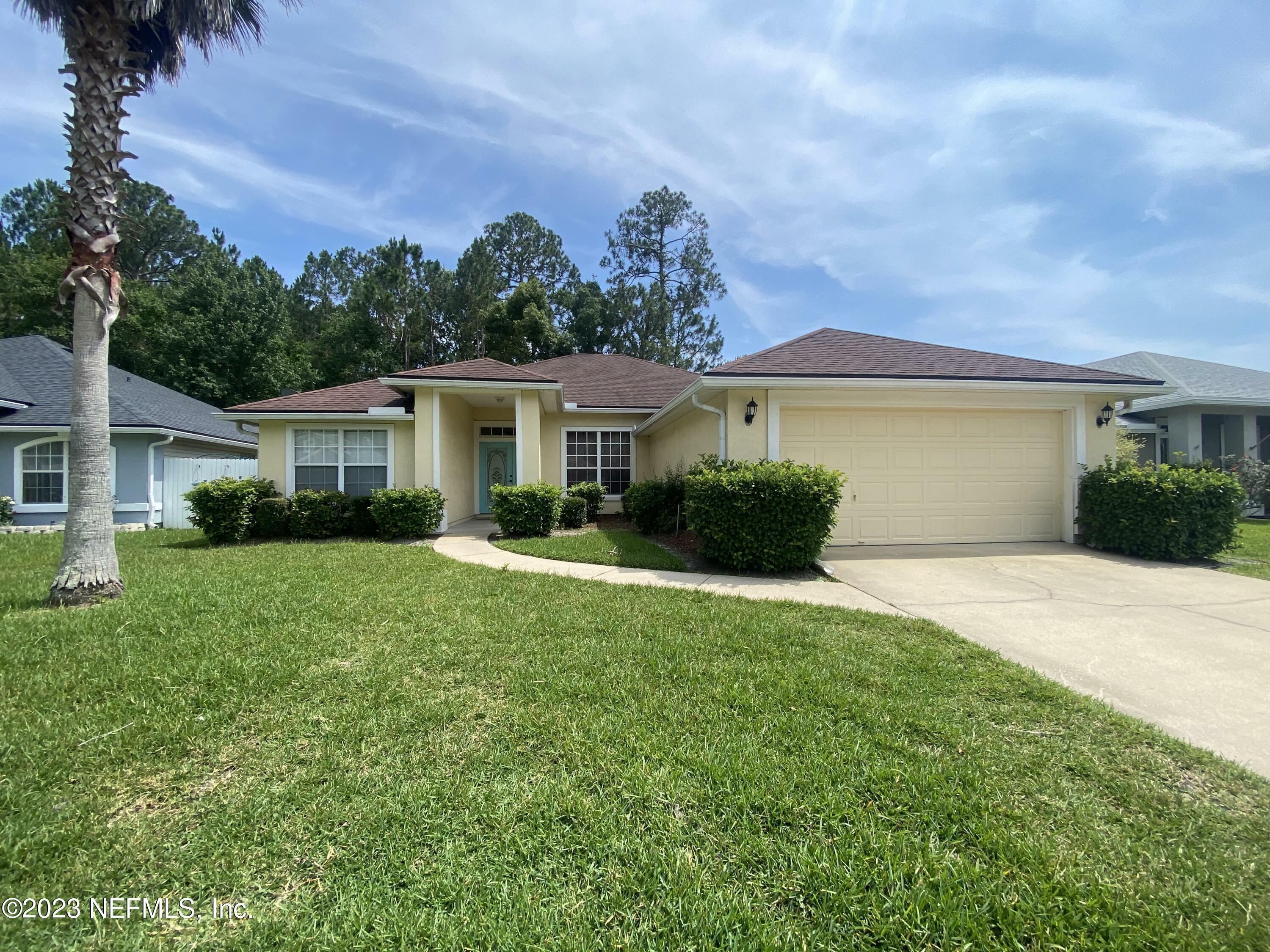 Property Photo: 646 Bonaparte Lane S FL 32218