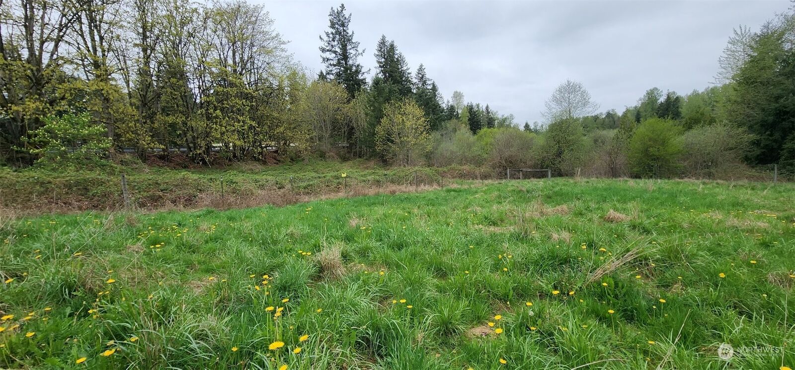 Property Photo:  30730 Kent Black Diamond Road SE  WA 98092 