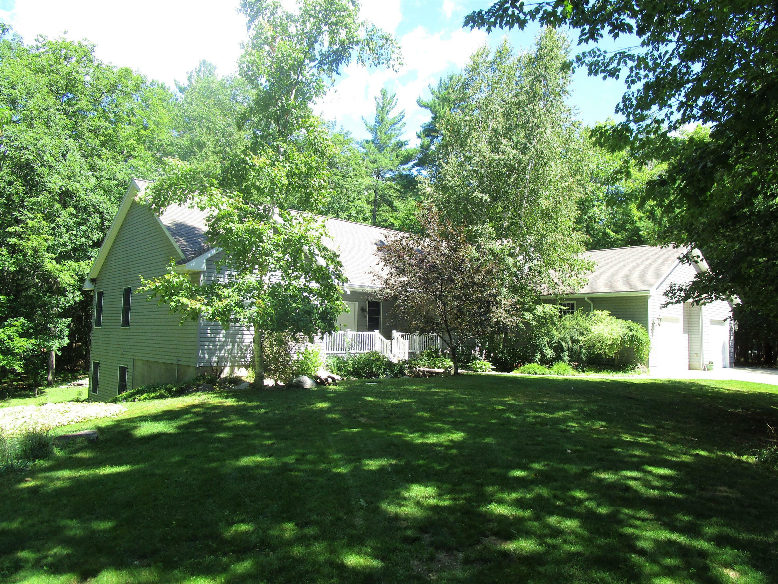 Property Photo:  6760 Chippewa Trail  MI 49749 