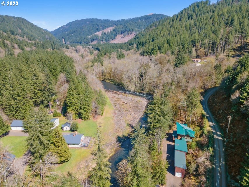 17585 Ben Smith Rd  Tillamook OR 97141 photo