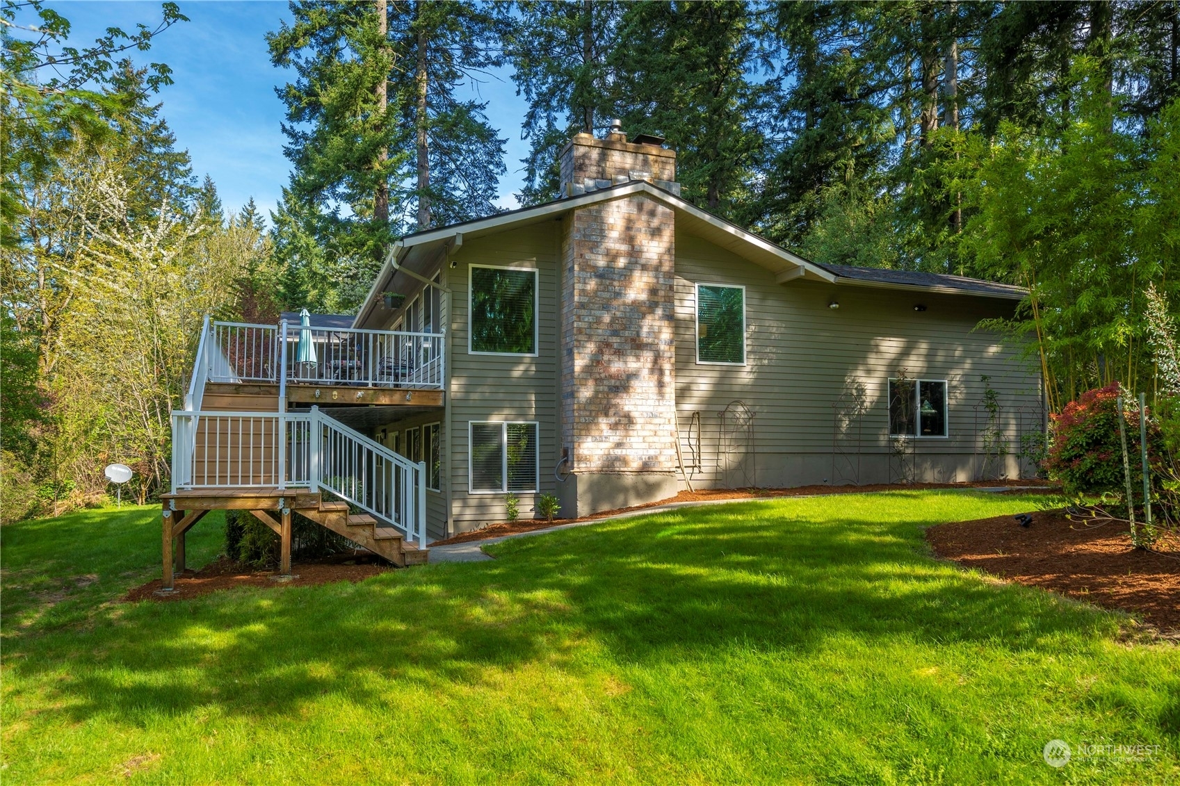 Property Photo:  19620 SE 220th Street  WA 98058 