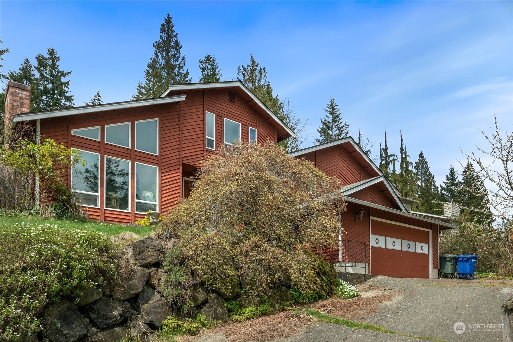 Property Photo:  22118 5th Drive SE  WA 98021 