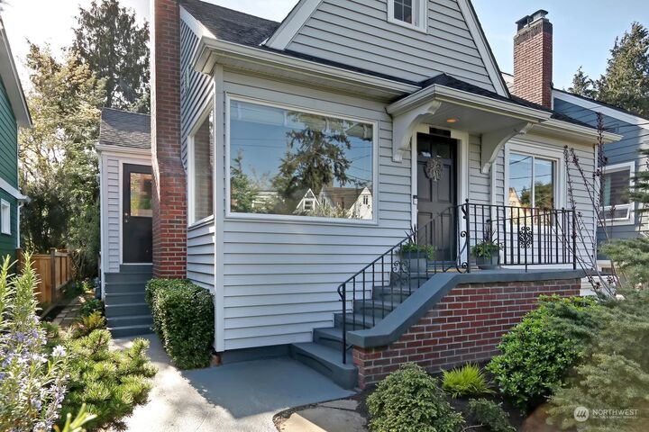 Property Photo: 7037 7th Avenue NW WA 98117