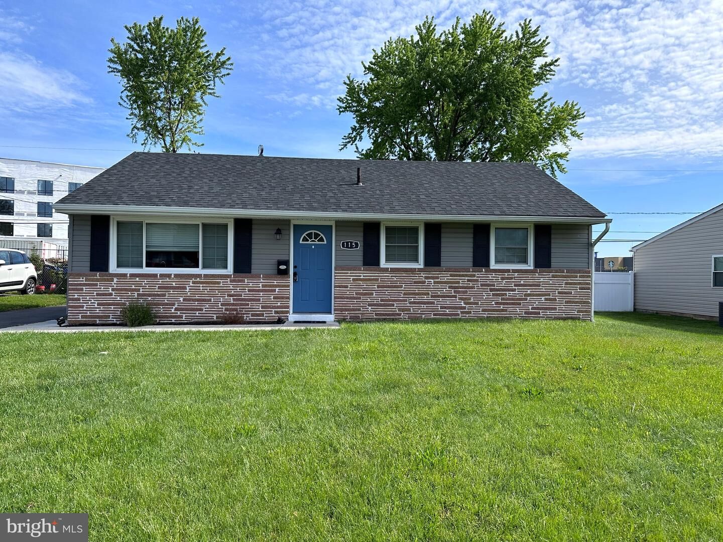 Property Photo:  115 Edge Avenue  DE 19720 