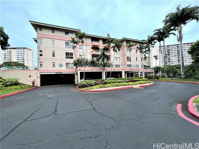 Property Photo:  1070 Ala Napunani Street 304  HI 96818 