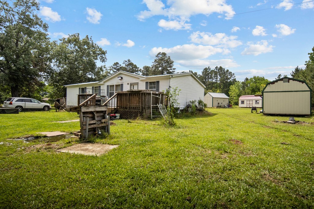 Property Photo: 629 Walker TX 75949