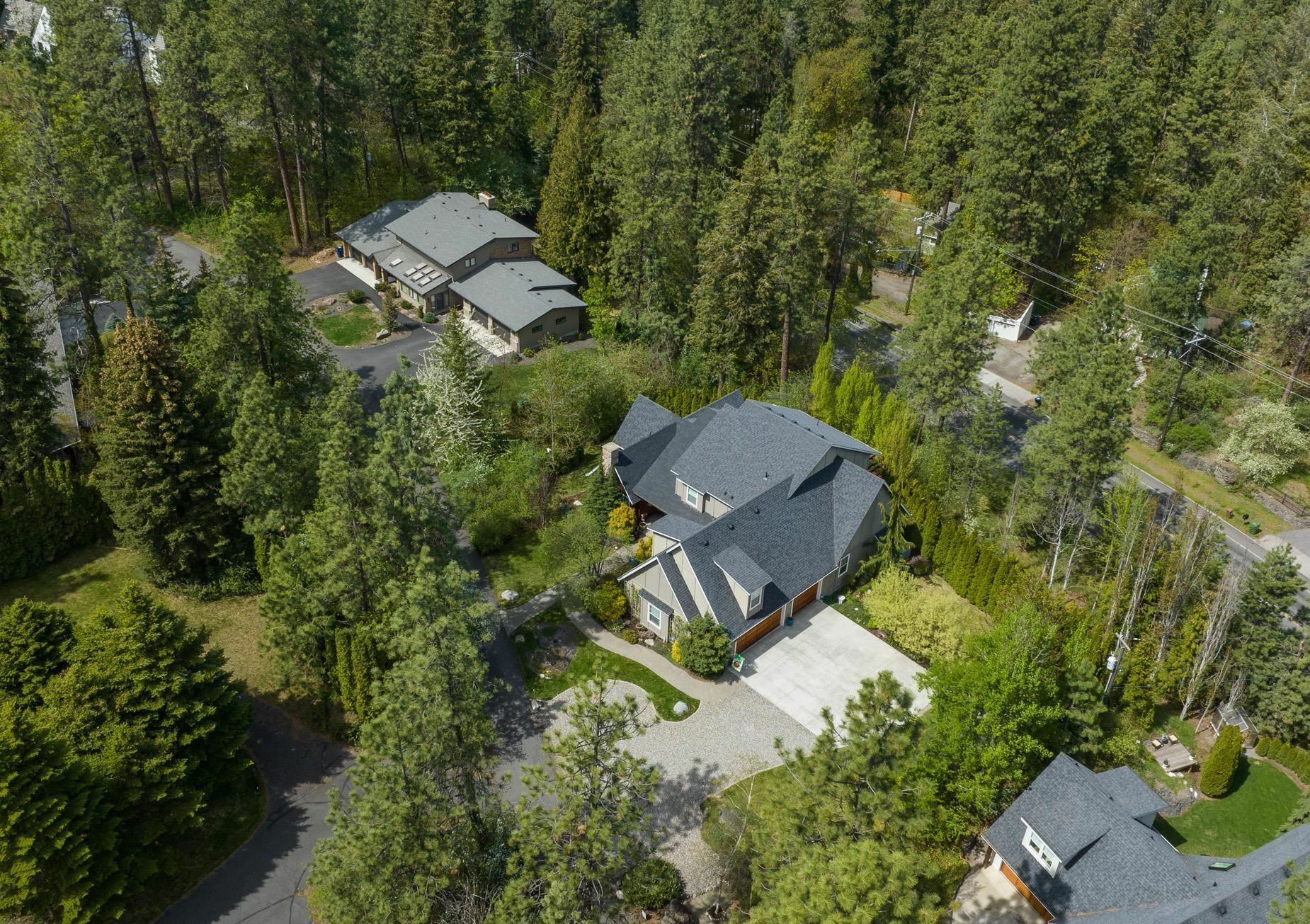 Property Photo: 2104 E Southeast Blvd WA 99203