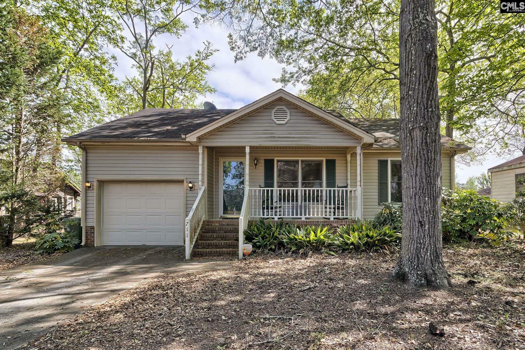 Property Photo:  711 Oakland  SC 29033-4018 