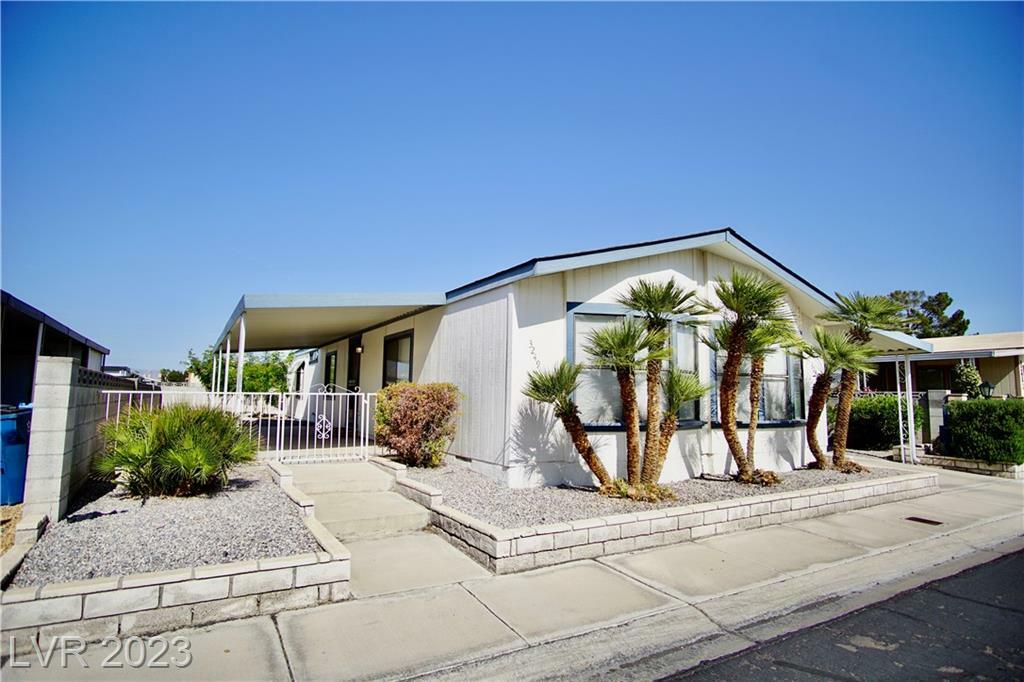 Property Photo:  3249 Tularosa Lane  NV 89122 