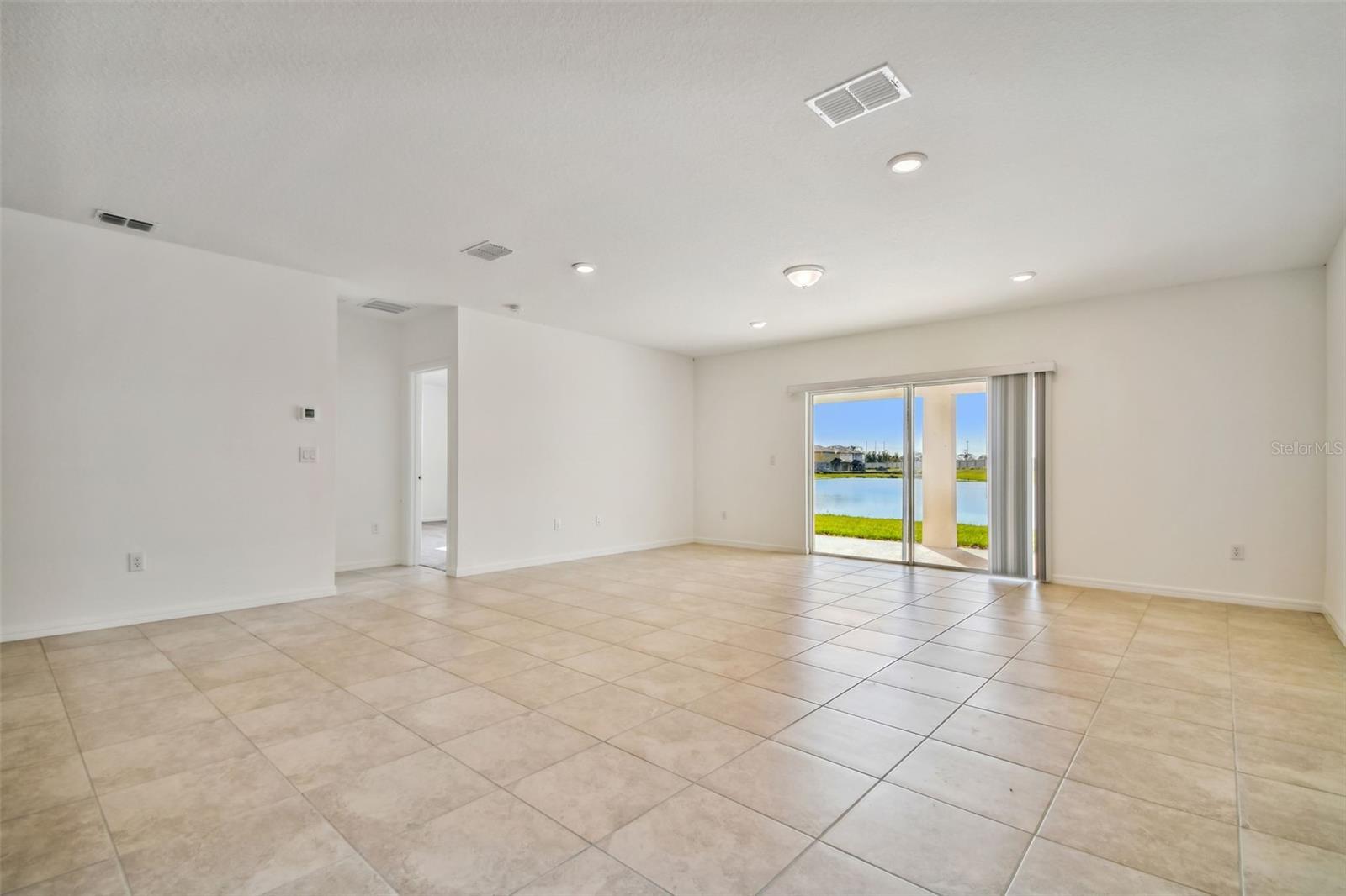 Property Photo:  8729 Windlass Cove  FL 34219 