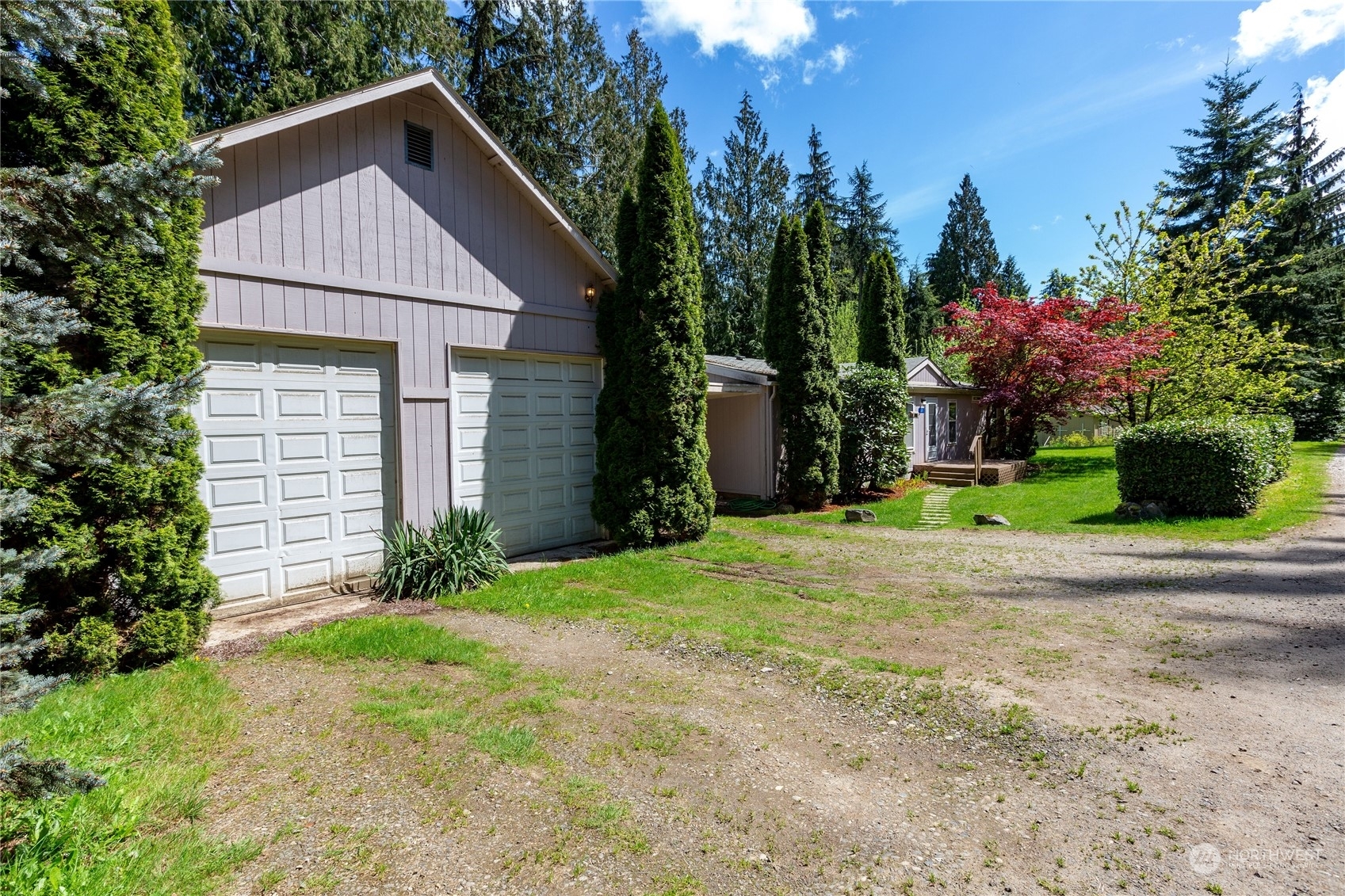 Property Photo:  1511 Sitterly Place SE  WA 98366 