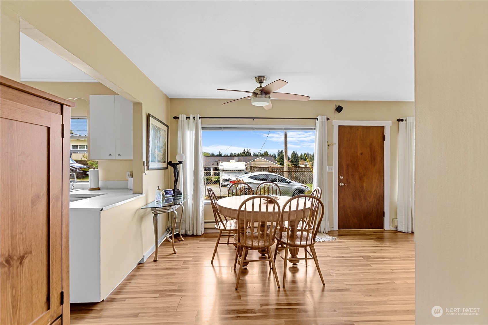 Property Photo:  16742 2nd Avenue NE  WA 98155 