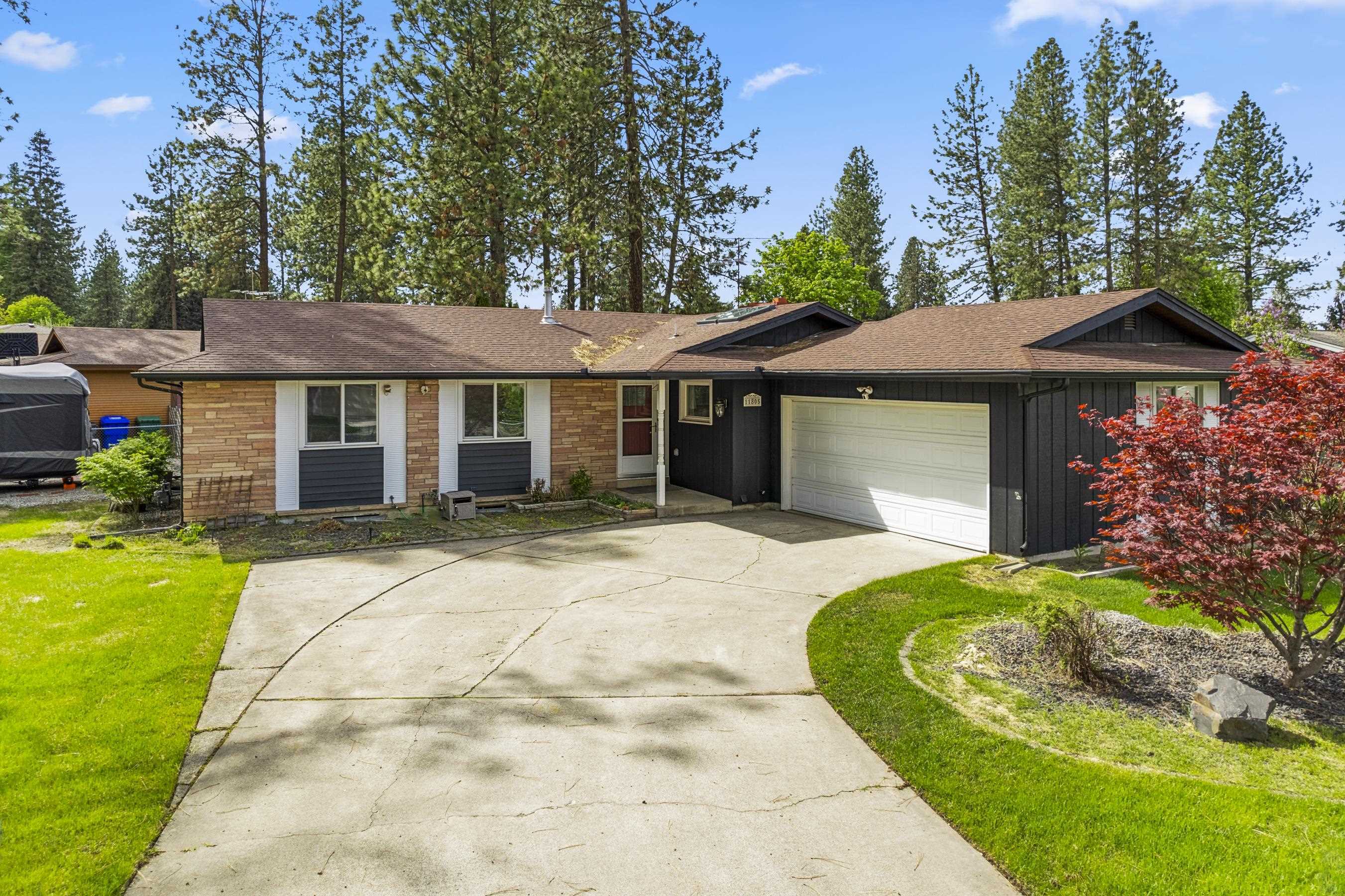 Property Photo: 11805 N Atlantic St WA 99218